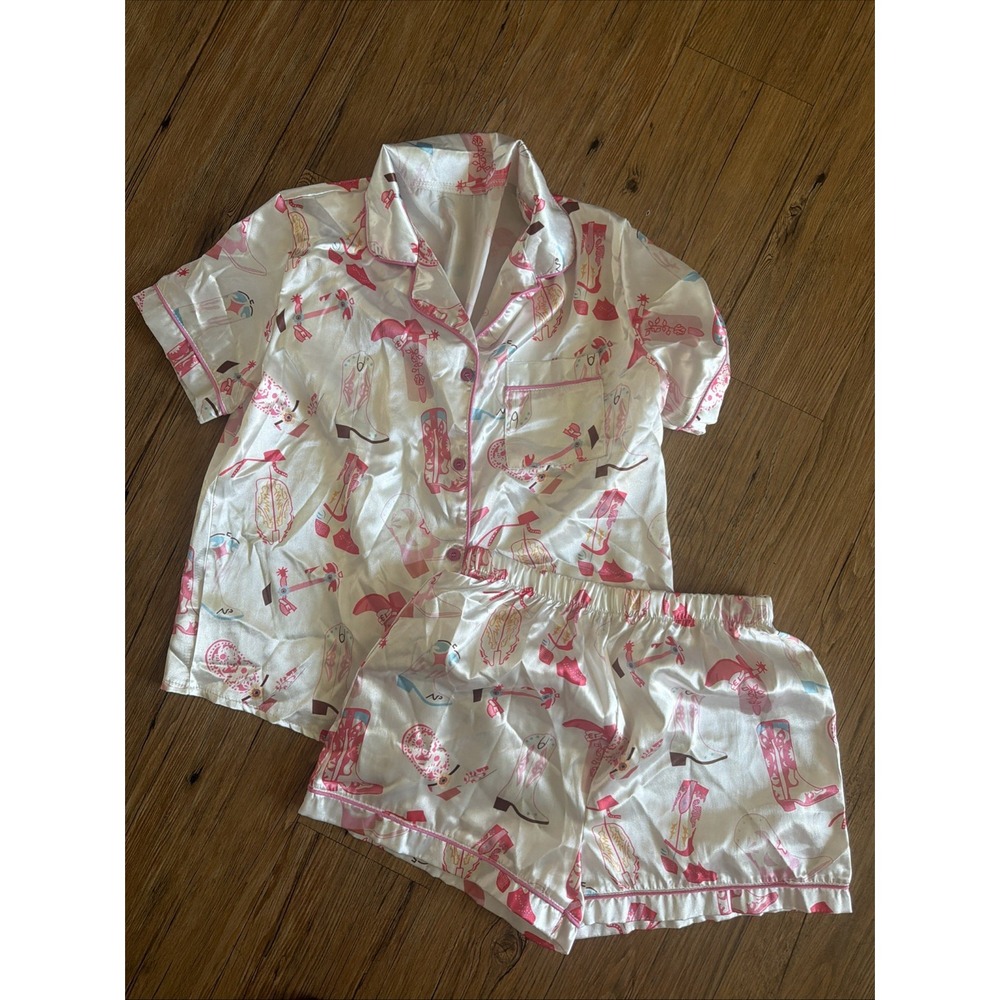 western satin pajama Set White Pink Boots Short And Button Up Women's Size M